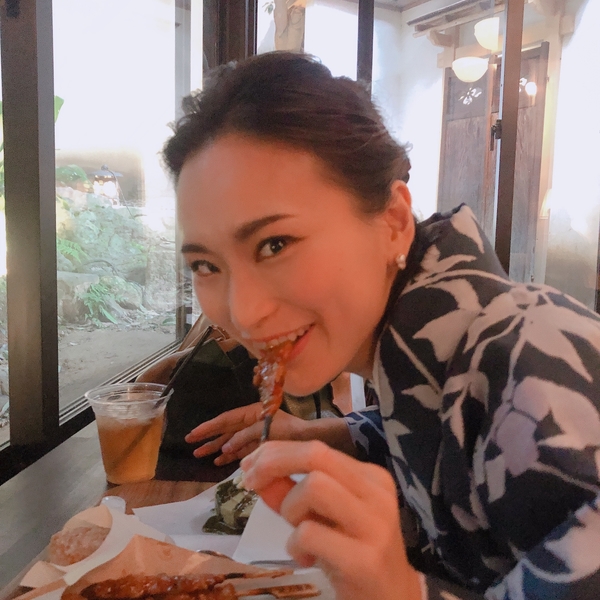 Hello, my name is Aika. I am from Osaka.  I first stated teaching Japanese when I was in Canada almost 4 year ago.I love meeting new people and teaching JapaneseQualified Japanese teacher