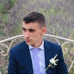 Lucas - Prof de maths - Bruxelles