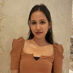 Saloni - English tutor - New Delhi