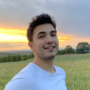 Alper - Türkçe öğretmeni - Antalya