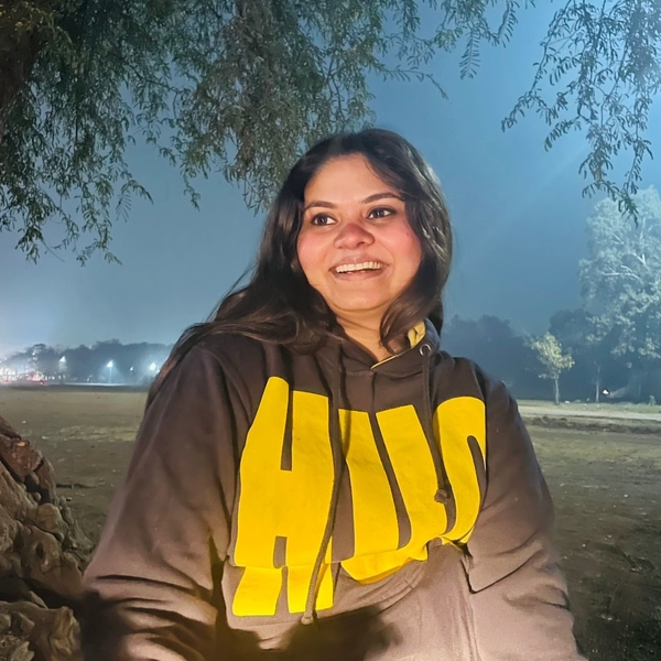 Anjali is graduate from mats University Raipur in BBA, and currently working in focus edumatics where she use to teach English, to the student's of The USA.
