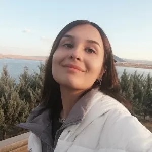 İrem - Matematik öğretmeni - 