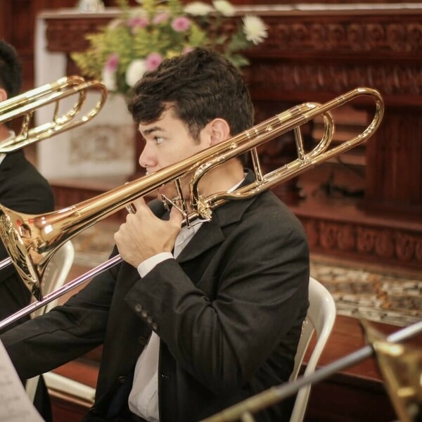 Graduado de preuniversitario de Trombón Estudiante de Educación Musical (3er año) y estudiantede la carrerade trombón