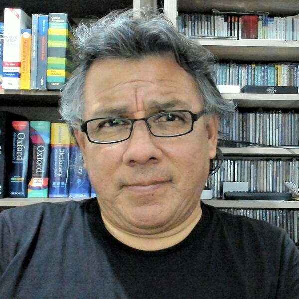 Profesor de Inglés con extensa experiencia graduado de la Universidad Nacional de Trujillo en Peru.