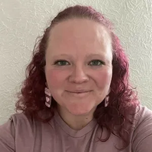 Hollie - English tutor - Dearing