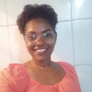 Crislaine - Professor de português - 
