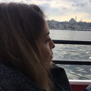 Elif - Matematik öğretmeni - 