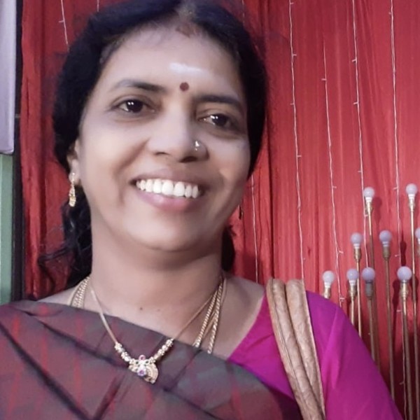 Usha Lakshmanan is teaching Tamil Language for students those who are interested