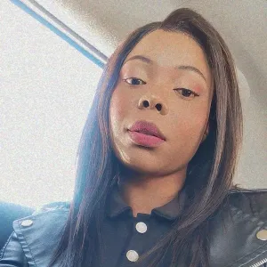 Phumlile - English tutor - Dundee