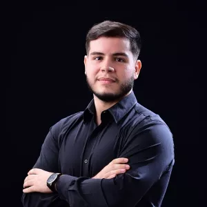 Rodrigo - Prof de odontologia - Salvador