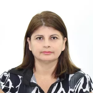 Vania - Profe de ciencias sociales - Lima