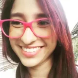 Dayann - profesor de economía - Medellín