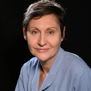 Valérie - Prof d'histoire de l'art - Paris 18e