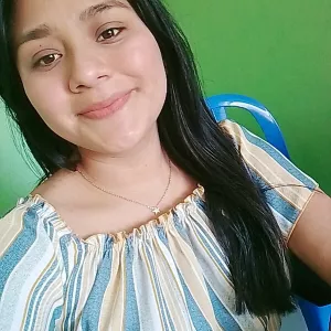 Claudia Marisol - Profe de inglés - Túcume