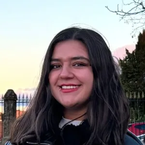 Sara - Profe de inglés - Pereira
