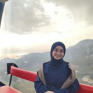 Özge - Matematik öğretmeni - Fethiye