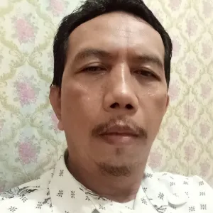 Endang - Guru ilmu komputer dasar - 