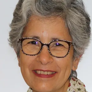 MONA - Prof de couture - Yerres