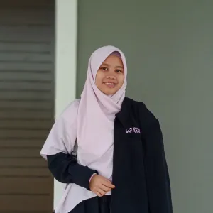Wardah Khofifah - Guru mengaji - 