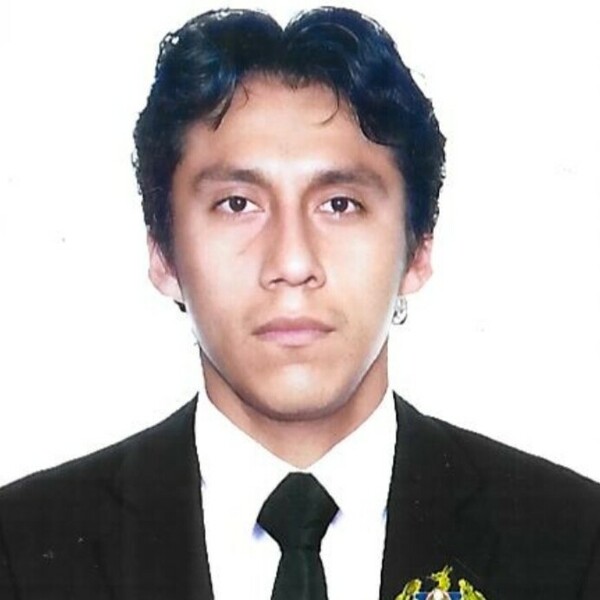 Ingeniero Químico graduado en la Universidad Nacional de Trujillo; dicto clase de los cursos de Matemática, Física y Química