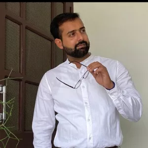 Rishi - Maths tutor - Theekariya