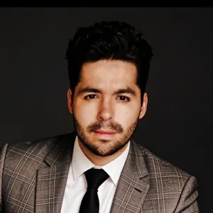 Luis - Profesor de derecho - CDMX