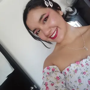 Karen - prof de Historia - Florencia
