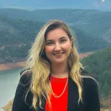 Sude - Sosyal bilgiler öğretmeni - Bursa