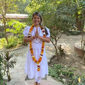 Raheleh - Hatha yoga instructor - Egham