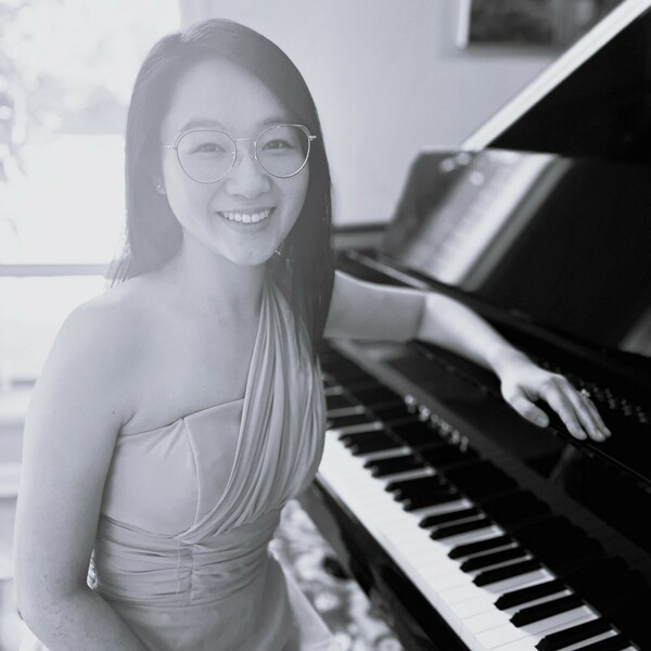 Online Certified piano teacher teaching piano and theory with 10 years of experience