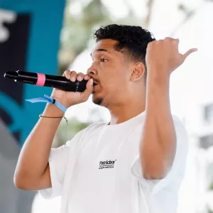 IDk - Professor de Canto - Serra