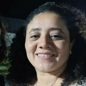 Elena - profesor de historia - San Miguel de Tucumán