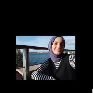 Esma Nur - Din kültürü ve ahlak bilgisi öğretmeni - Batman