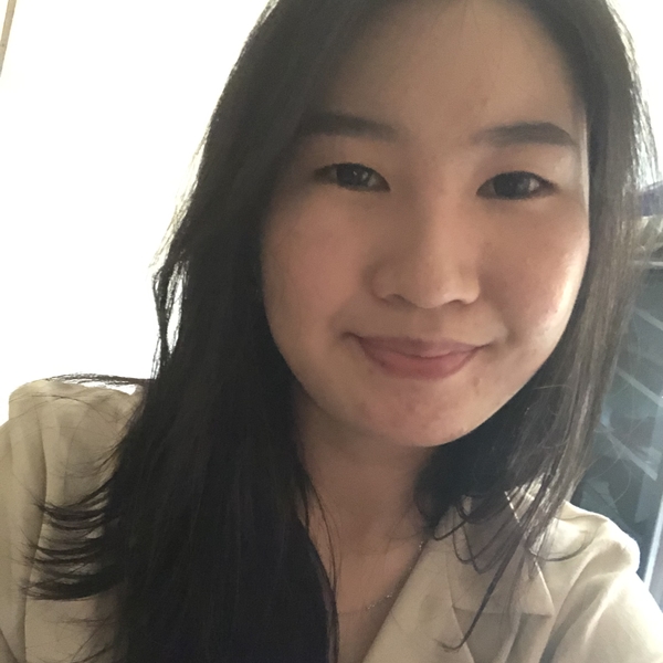 Haihai superprof friend! Saya Jesslyn Laoshi siap mengajar Bahasa Mandarin dengan metode yang fun dan efektif disesuaikan dengan kebutuhan murid !