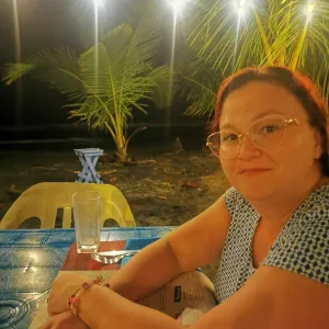 Karla - profesor de inglés - 
