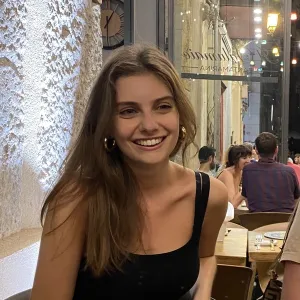 Chloé - Prof d'anglais - Torcy