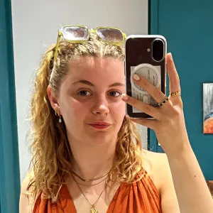 Julia - Prof de maths - Orchies