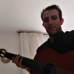 Simon - Prof de guitare - Bastia