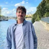 Arthur - Professor de francês - Centro