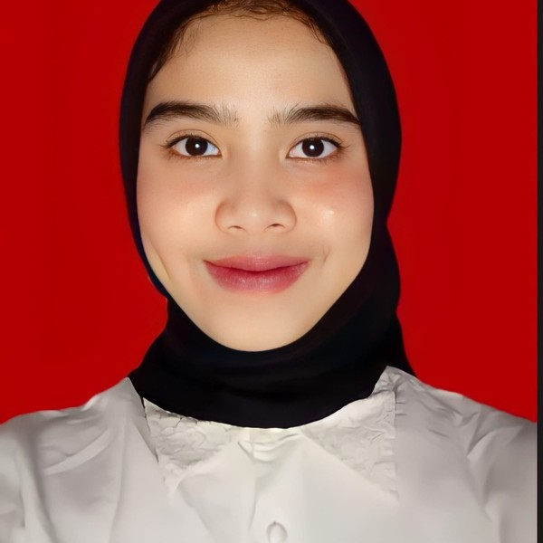 Saya merupakan lulusan sebuah pondok pesantren di Bogor, selama 6 tahun, dan setiap tahun dinyatakan sebagai santri berprestasi. Dan sekarang sedang menempuh pendidikan S1 prodi Studi Islam di UIN JAK