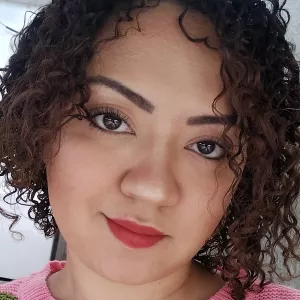 Fabíola - Professor de química orgânica - Rio de Janeiro