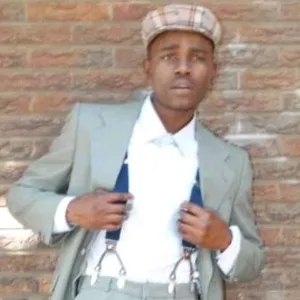 Nhlanhla - English tutor - Germiston