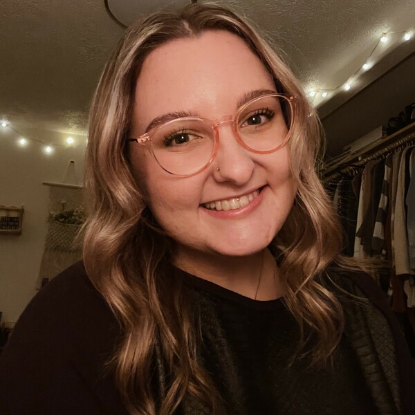 Third year college student studying elementary education with a reading endorsement and music minor located in Spokane, WA.  Has previous experience in classrooms and tutoring mathematics for students