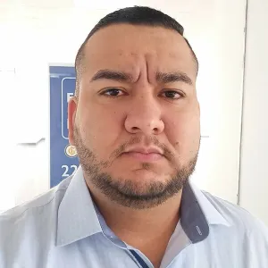 Alexis - profesor de negociación - San José