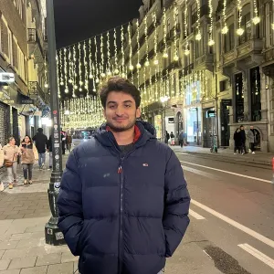 Ismail - Prof de biologie - Bruxelles