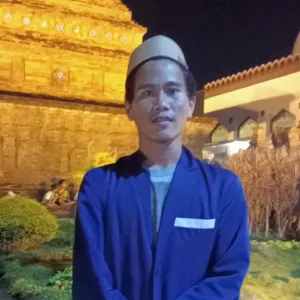 Rifan - Guru mengaji - 