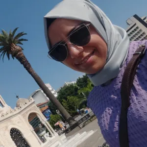 Emine - Matematik öğretmeni - Antalya