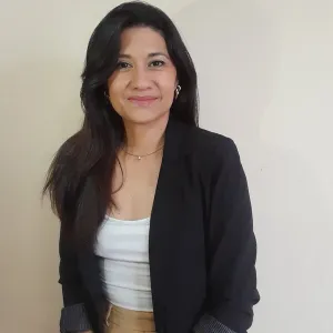 Natalia - Profesor ayuda en la redacción de trabajos, tesinas y tesis - 