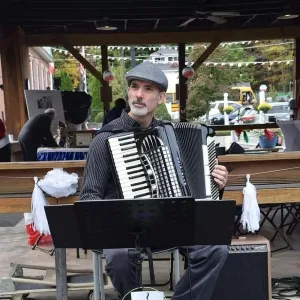 Chris - Accordion tutor - 