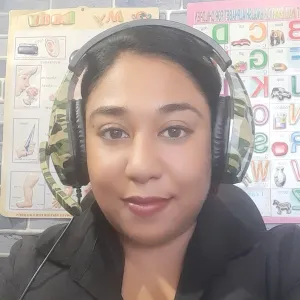 Faieza - English tutor - Durban